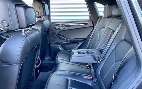 Porsche Macan I рестайлинг, 2016 год, 3 699 000 рублей, 9 фотография