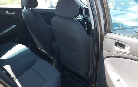 Hyundai Solaris II рестайлинг, 2015 год, 999 000 рублей, 12 фотография
