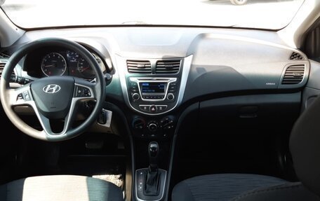 Hyundai Solaris II рестайлинг, 2015 год, 999 000 рублей, 14 фотография