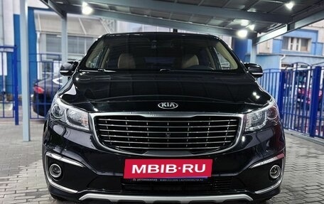 KIA Carnival III, 2018 год, 2 799 000 рублей, 8 фотография