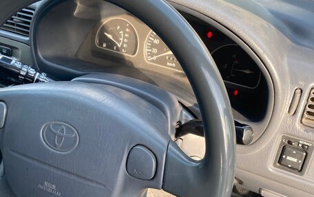 Toyota Starlet, 1999 год, 215 000 рублей, 32 фотография