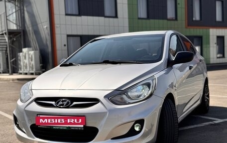 Hyundai Solaris II рестайлинг, 2013 год, 880 000 рублей, 7 фотография