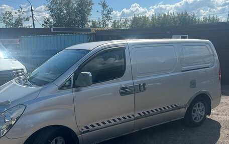 Hyundai Grand Starex Grand Starex I рестайлинг 2, 2009 год, 1 100 000 рублей, 4 фотография