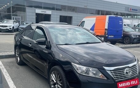 Toyota Camry, 2013 год, 1 780 000 рублей, 2 фотография