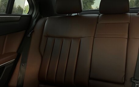 Mercedes-Benz E-Класс, 2015 год, 3 500 000 рублей, 5 фотография