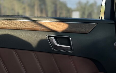 Mercedes-Benz E-Класс, 2015 год, 3 500 000 рублей, 8 фотография
