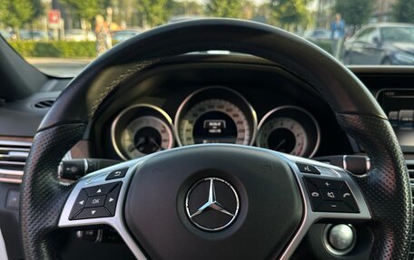 Mercedes-Benz E-Класс, 2015 год, 3 500 000 рублей, 7 фотография