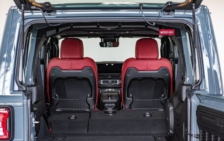 Jeep Wrangler, 2024 год, 15 990 000 рублей, 10 фотография