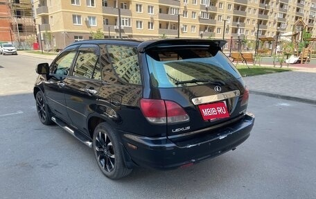 Lexus RX IV рестайлинг, 2000 год, 930 000 рублей, 9 фотография