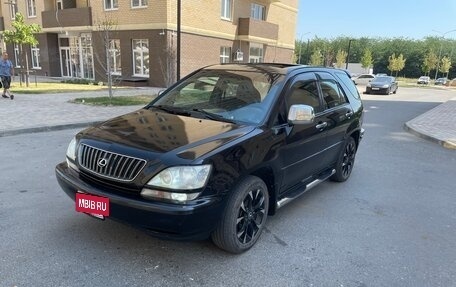 Lexus RX IV рестайлинг, 2000 год, 930 000 рублей, 11 фотография