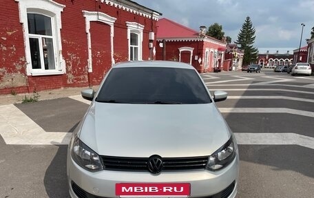 Volkswagen Polo VI (EU Market), 2011 год, 619 000 рублей, 2 фотография