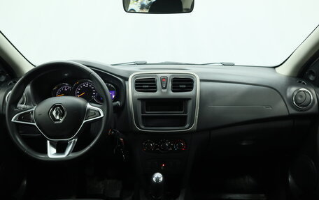 Renault Logan II, 2018 год, 890 000 рублей, 14 фотография