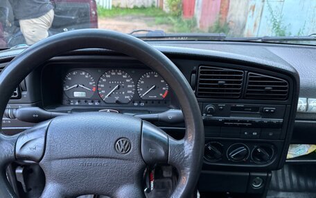 Volkswagen Passat B4, 1994 год, 200 000 рублей, 12 фотография