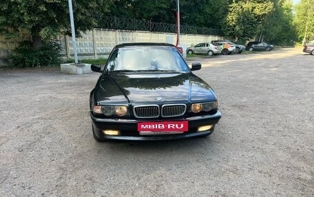 BMW 7 серия, 2001 год, 1 070 000 рублей, 11 фотография