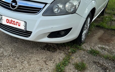 Opel Zafira B, 2012 год, 380 000 рублей, 2 фотография