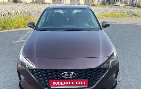 Hyundai Solaris II рестайлинг, 2021 год, 1 700 000 рублей, 11 фотография