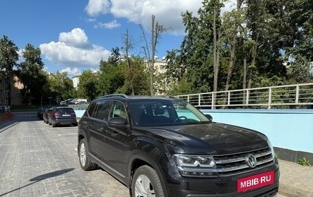 Volkswagen Teramont I, 2018 год, 3 700 000 рублей, 2 фотография