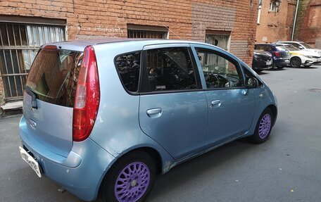 Mitsubishi Colt VI рестайлинг, 2002 год, 295 000 рублей, 3 фотография