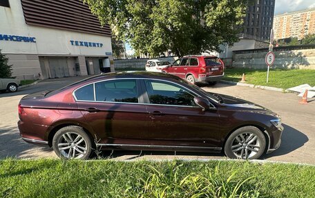 Volkswagen Passat B8 рестайлинг, 2017 год, 2 300 000 рублей, 2 фотография