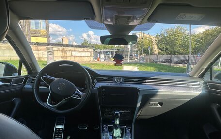 Volkswagen Passat B8 рестайлинг, 2017 год, 2 300 000 рублей, 5 фотография