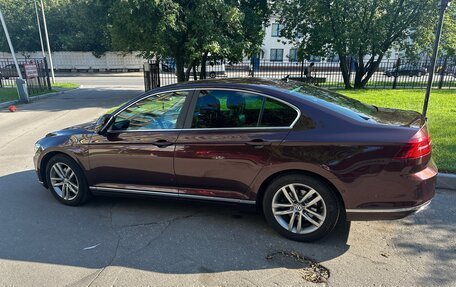 Volkswagen Passat B8 рестайлинг, 2017 год, 2 300 000 рублей, 11 фотография