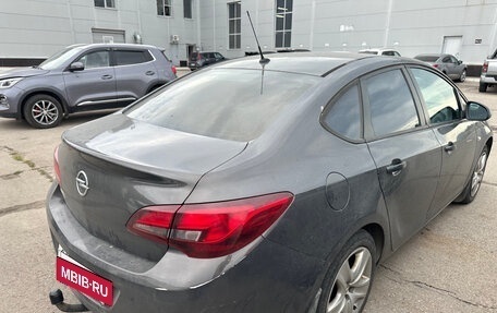 Opel Astra J, 2012 год, 562 000 рублей, 3 фотография