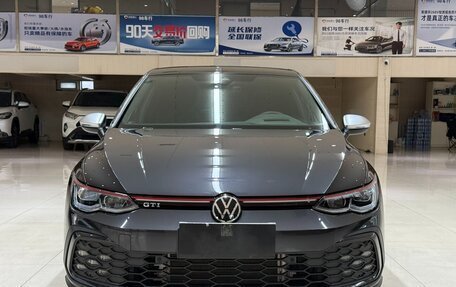 Volkswagen Golf GTI, 2021 год, 3 025 000 рублей, 2 фотография