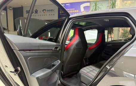Volkswagen Golf GTI, 2021 год, 3 025 000 рублей, 17 фотография