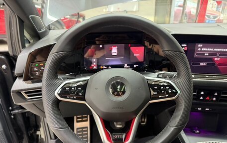 Volkswagen Golf GTI, 2021 год, 3 025 000 рублей, 11 фотография