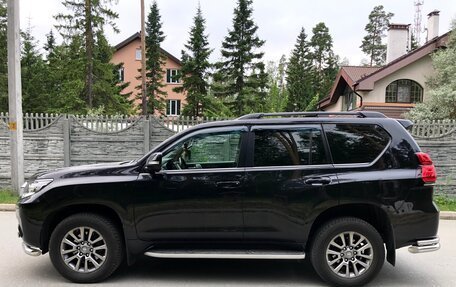 Toyota Land Cruiser Prado 150 рестайлинг 2, 2018 год, 5 250 000 рублей, 8 фотография