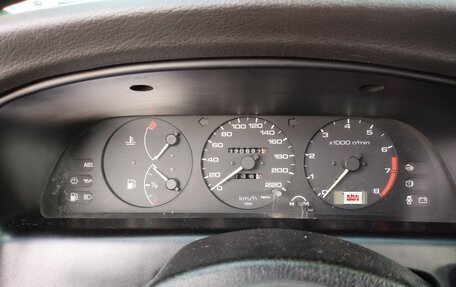 Nissan Primera II рестайлинг, 1992 год, 335 000 рублей, 10 фотография