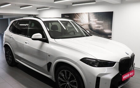 BMW X5, 2024 год, 15 225 000 рублей, 3 фотография