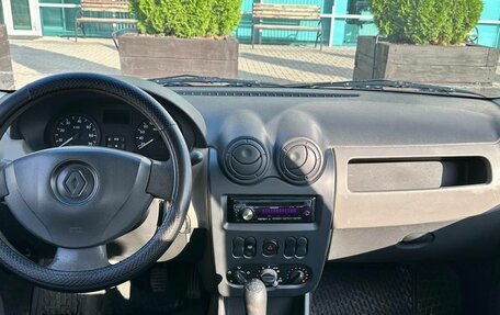 Renault Logan I, 2010 год, 375 000 рублей, 3 фотография