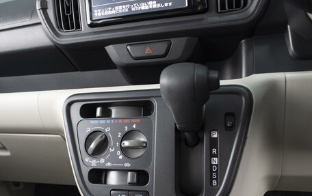 Toyota Passo III, 2019 год, 1 200 000 рублей, 16 фотография