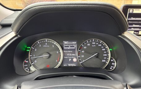 Lexus RX IV рестайлинг, 2017 год, 4 050 000 рублей, 9 фотография