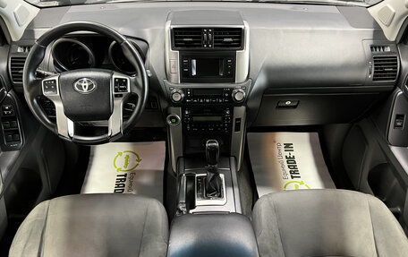Toyota Land Cruiser Prado 150 рестайлинг 2, 2010 год, 2 445 000 рублей, 13 фотография