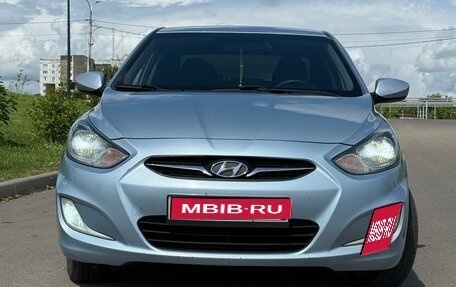 Hyundai Solaris II рестайлинг, 2011 год, 700 000 рублей, 1 фотография