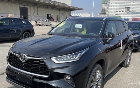 Toyota Highlander, 2024 год, 5 369 000 рублей, 1 фотография