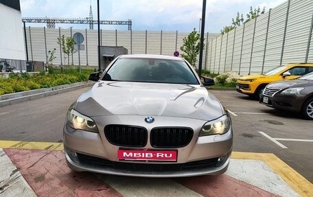 BMW 5 серия, 2012 год, 1 735 000 рублей, 1 фотография