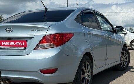 Hyundai Solaris II рестайлинг, 2011 год, 700 000 рублей, 7 фотография