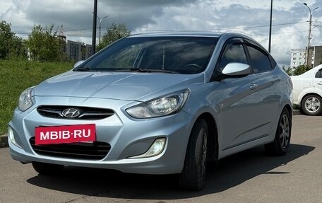 Hyundai Solaris II рестайлинг, 2011 год, 700 000 рублей, 4 фотография
