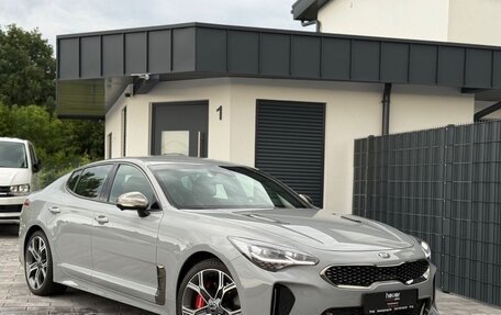 KIA Stinger I, 2022 год, 3 150 000 рублей, 2 фотография