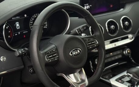 KIA Stinger I, 2022 год, 3 150 000 рублей, 10 фотография