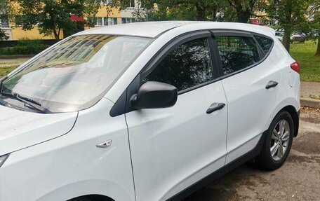 Hyundai ix35 I рестайлинг, 2010 год, 1 300 000 рублей, 3 фотография