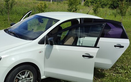 Volkswagen Polo VI (EU Market), 2014 год, 850 000 рублей, 23 фотография