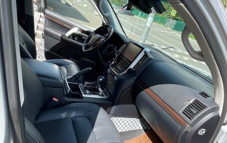 Toyota Land Cruiser 200, 2018 год, 8 700 000 рублей, 11 фотография