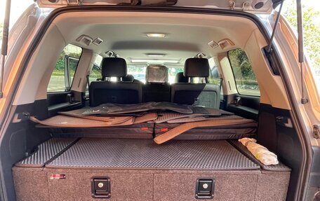 Toyota Land Cruiser 200, 2018 год, 8 700 000 рублей, 13 фотография