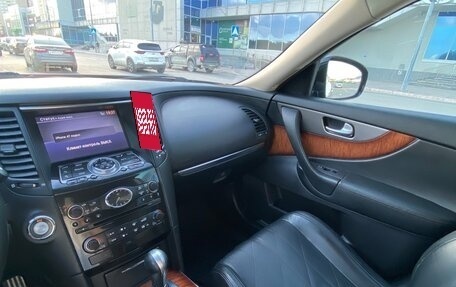 Infiniti FX II, 2013 год, 1 950 000 рублей, 15 фотография