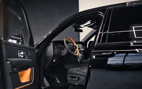 Rolls-Royce Cullinan, 2025 год, 97 500 000 рублей, 6 фотография