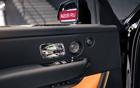 Rolls-Royce Cullinan, 2025 год, 97 500 000 рублей, 12 фотография